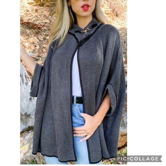Blu Trends Sweaters - Gray n Black Chevron Print Open Cardi